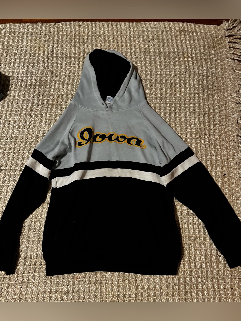 Vintage Iowa Hawkeyes Hoodie